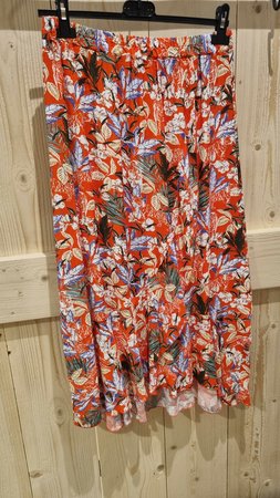 Elvira Skirt/ rok Nura - Jungle Red