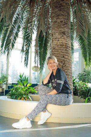 231 Zoso Becky sweat with print - navy off white 231