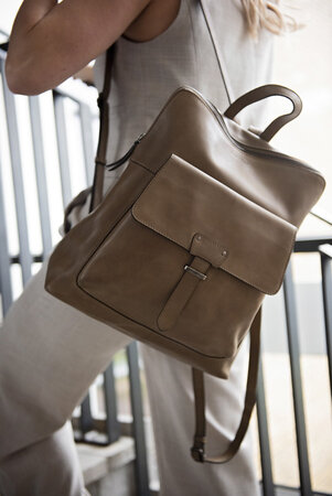 Bag2Bag rugzak Nea - Black