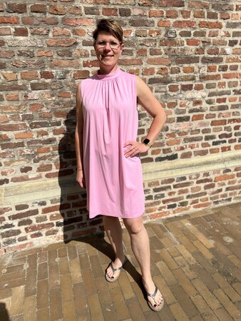 Mooij Jurk - roze - kort met strik rug