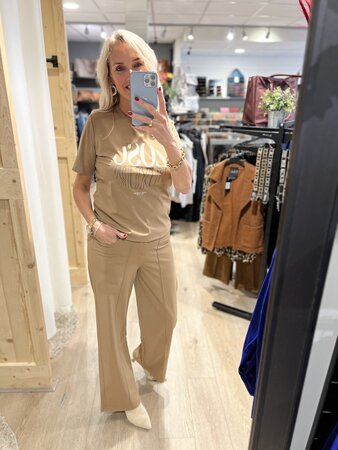 Zoso 255 Selma Travel Top - camel