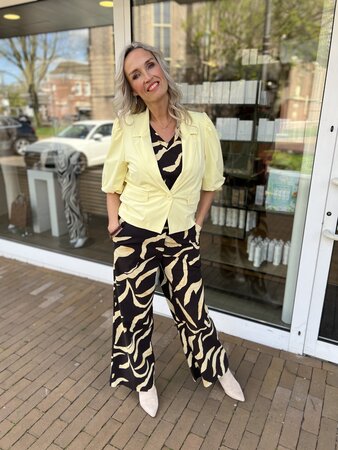 Lady Day Sarah butter yellow blazer travelstof