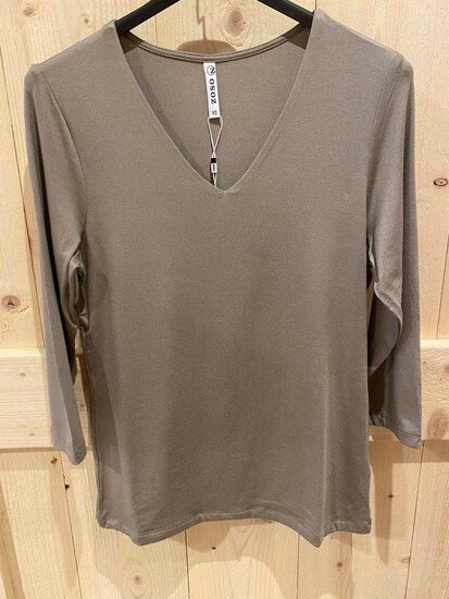 Zoso 234 Lyan Luxury v neck  shirt - taupe